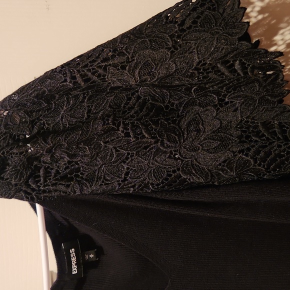 Express Top - Picture 3 of 6